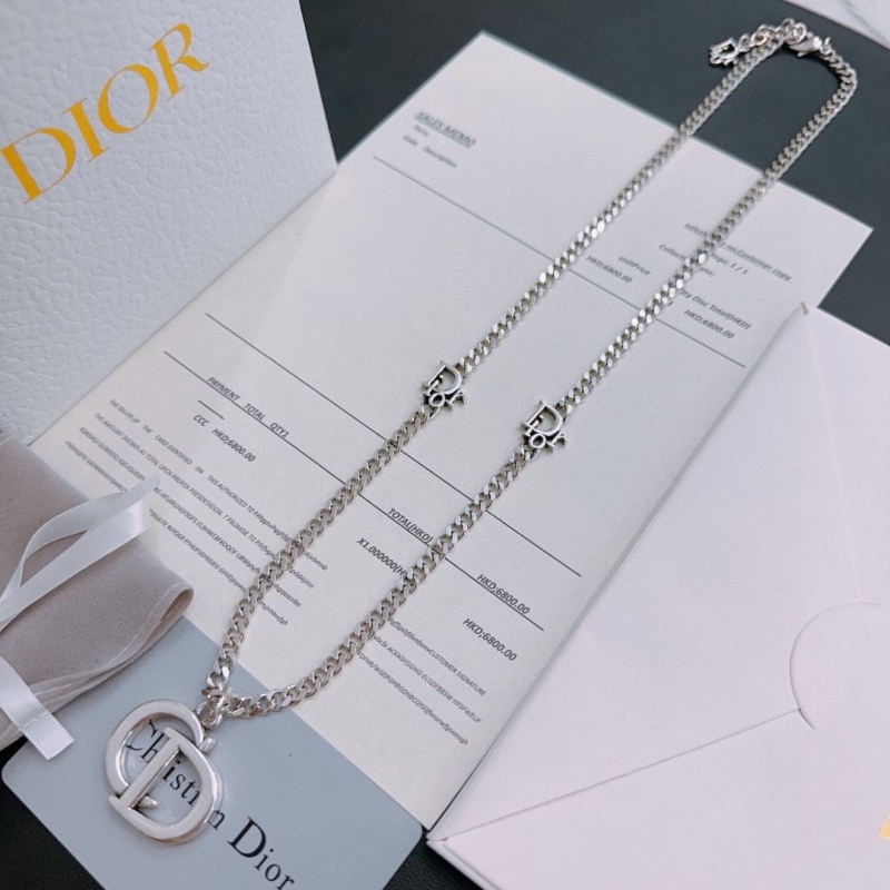 chr1st1an D10r necklaces